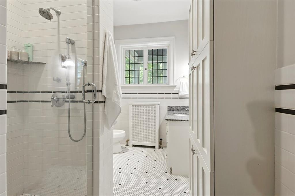 6351 Pershing Avenue