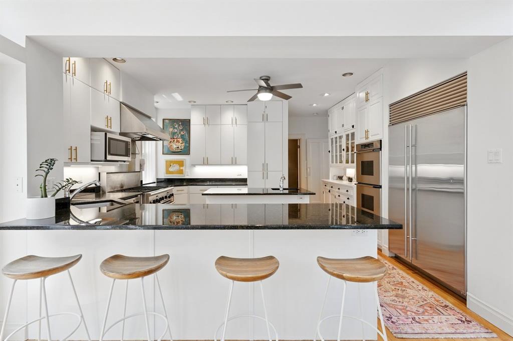 6351 Pershing Avenue