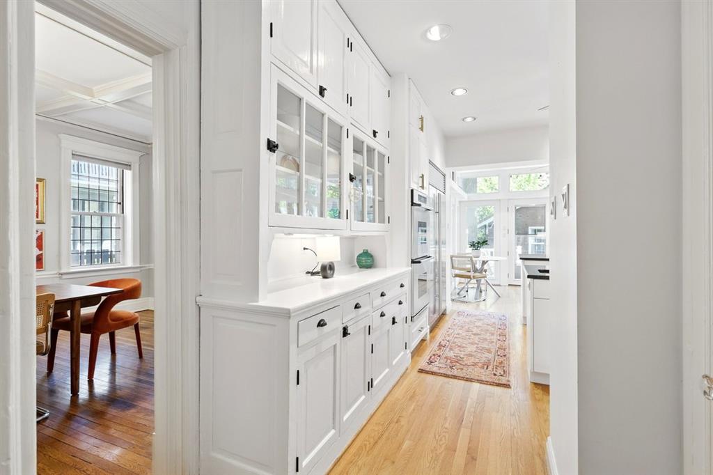 6351 Pershing Avenue