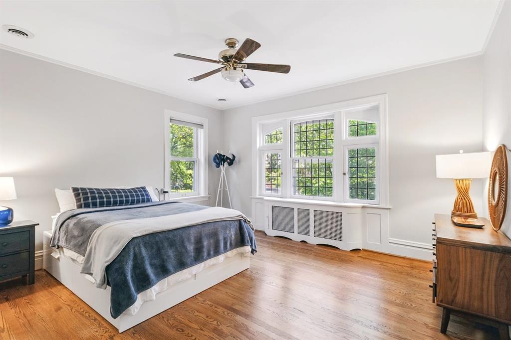 6351 Pershing Avenue