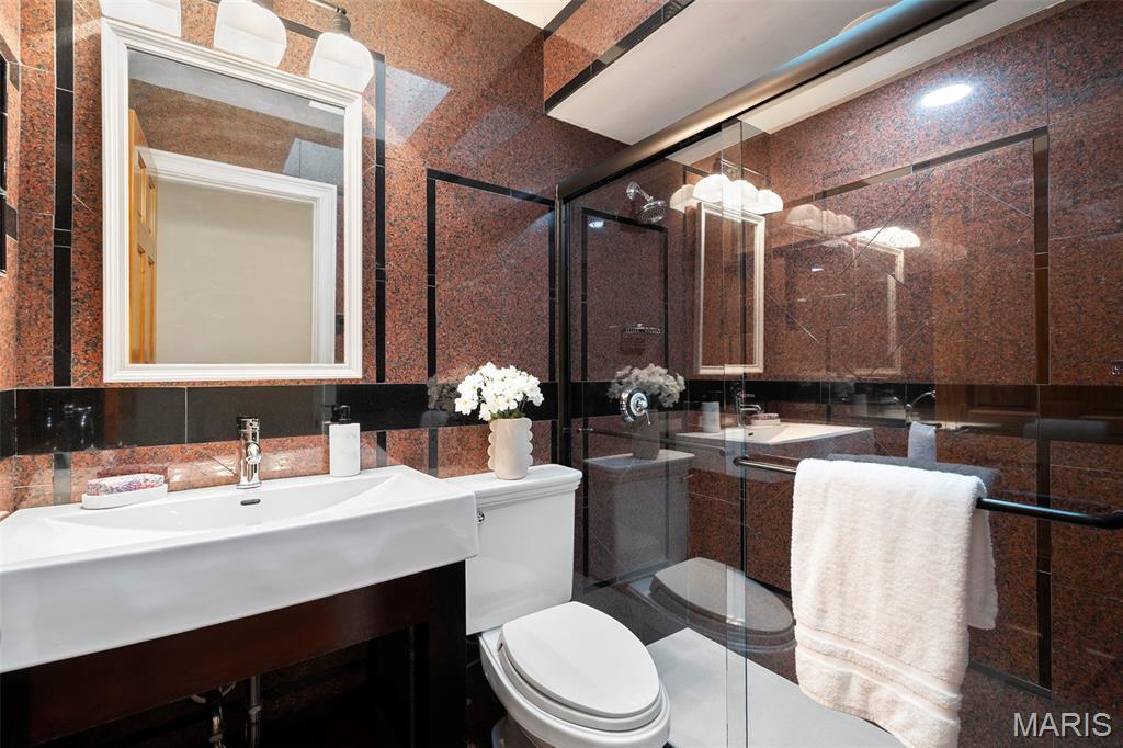 1805 Firethorn Drive