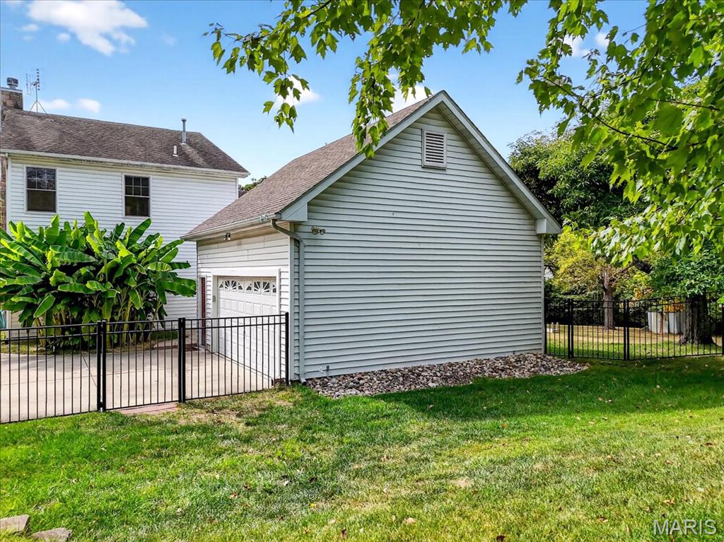 410 Bach Avenue