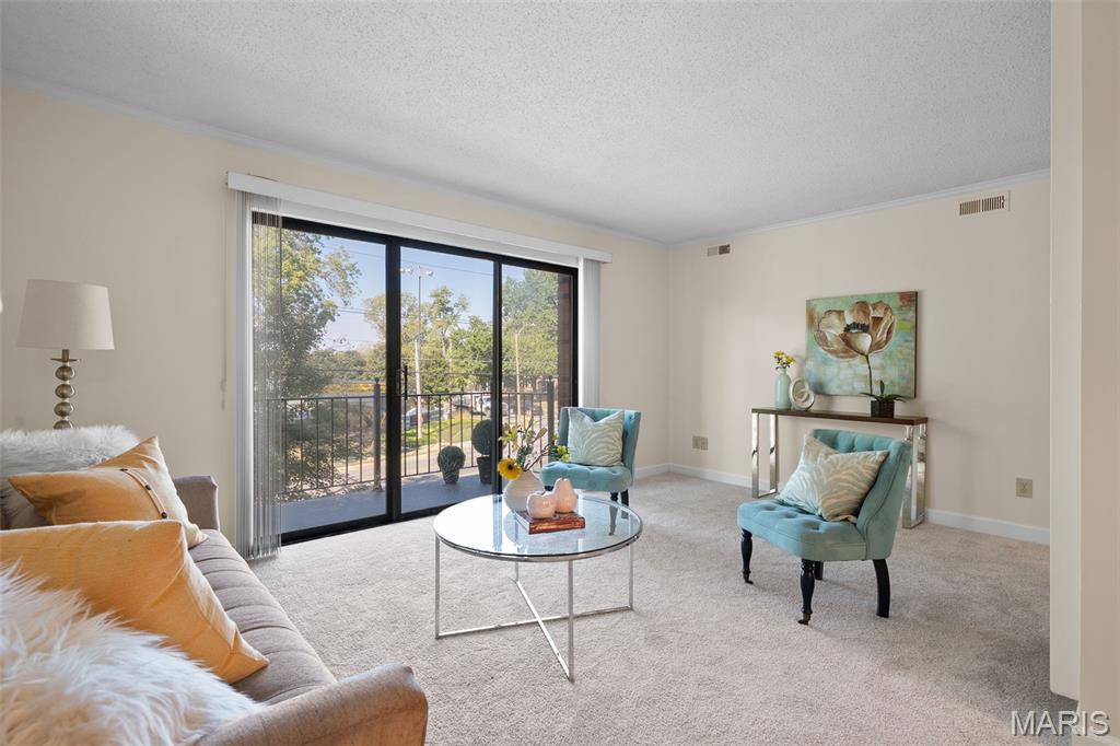 450 W Adams Avenue Unit: 14