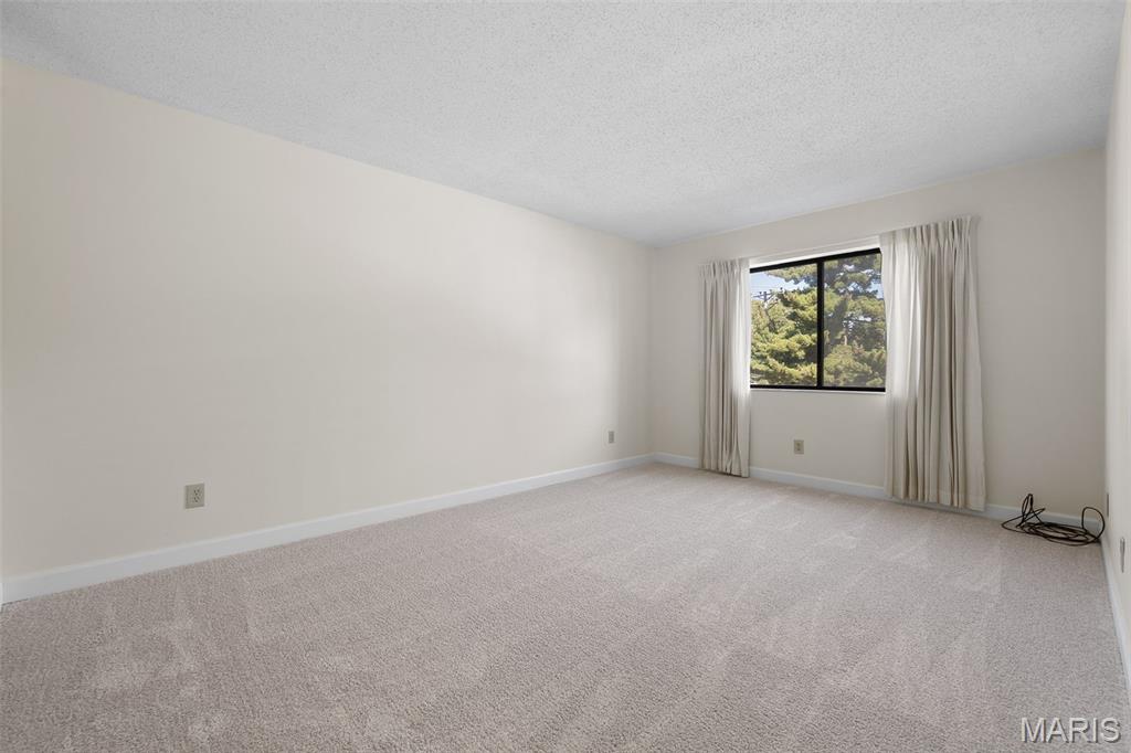 450 W Adams Avenue Unit: 14