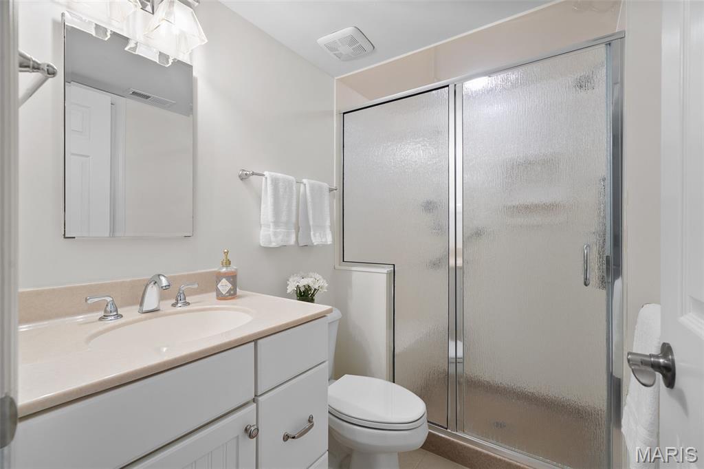 450 W Adams Avenue Unit: 14