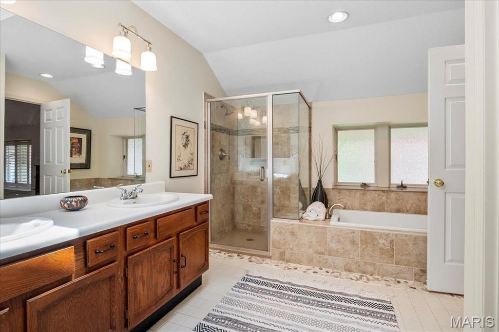 537 Colebrook Drive Unit: C