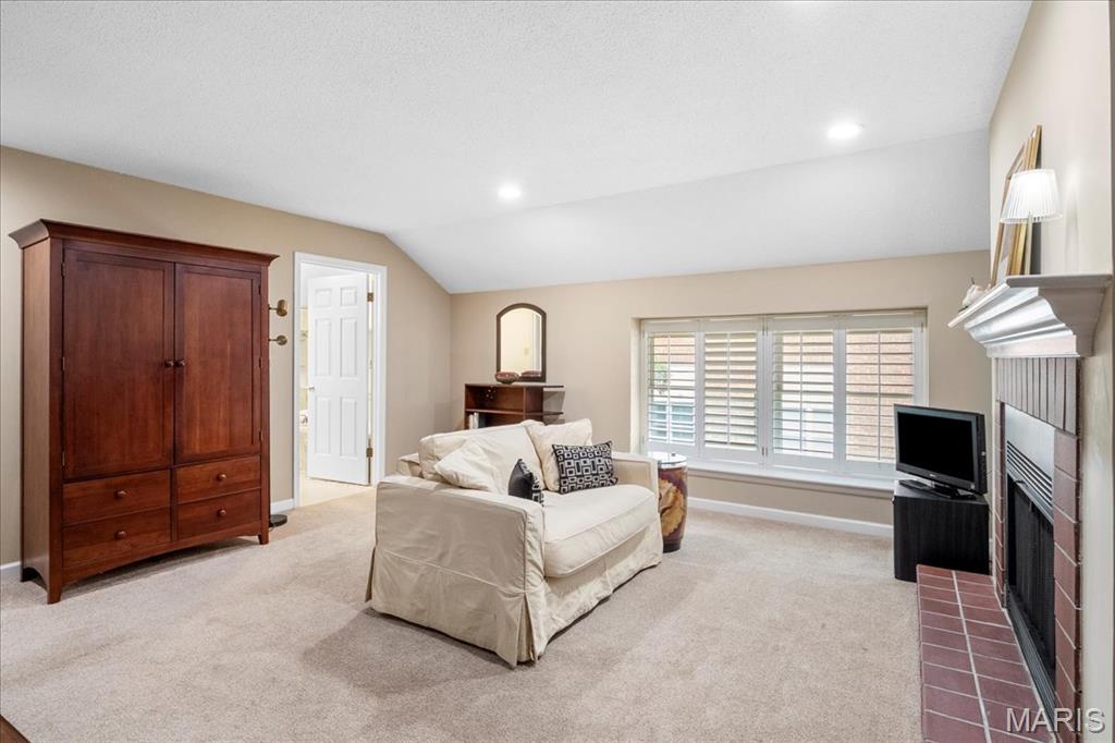 537 Colebrook Drive Unit: C