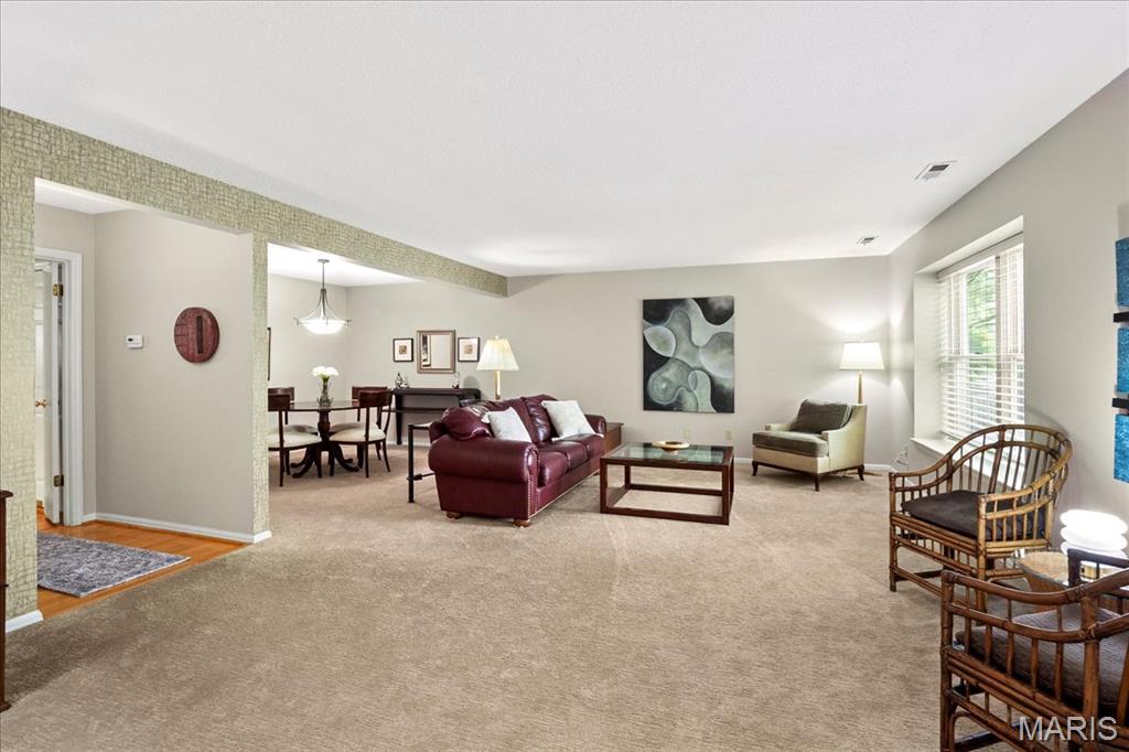 537 Colebrook Drive Unit: C