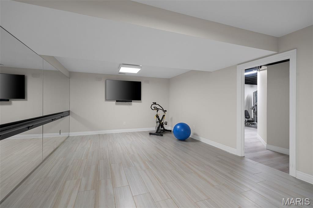 7 Greenbriar Drive