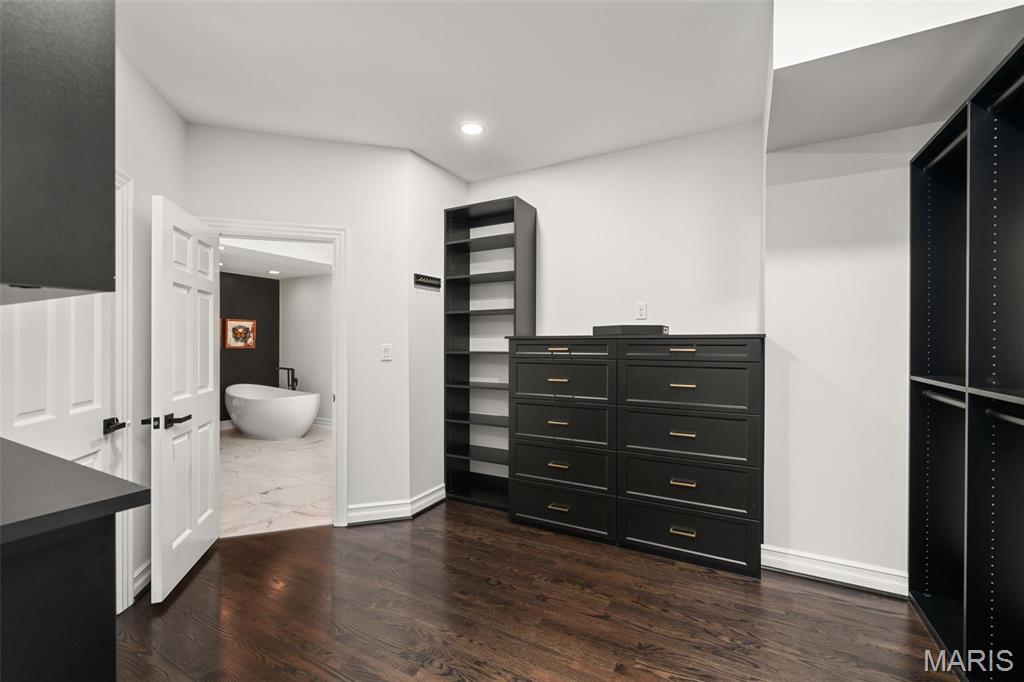 7 Greenbriar Drive