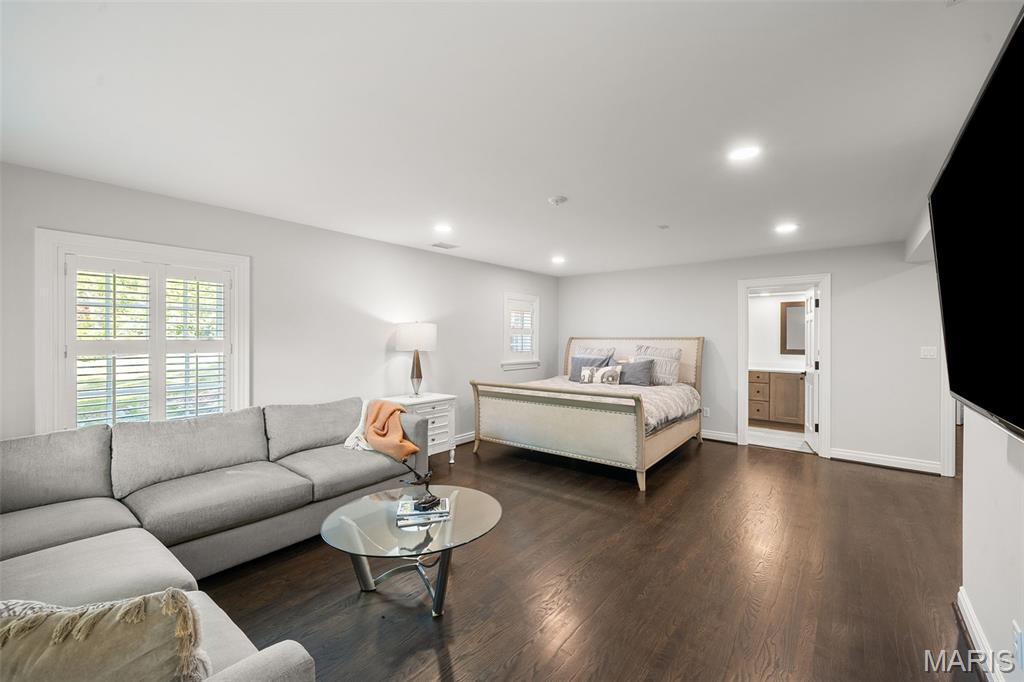 7 Greenbriar Drive