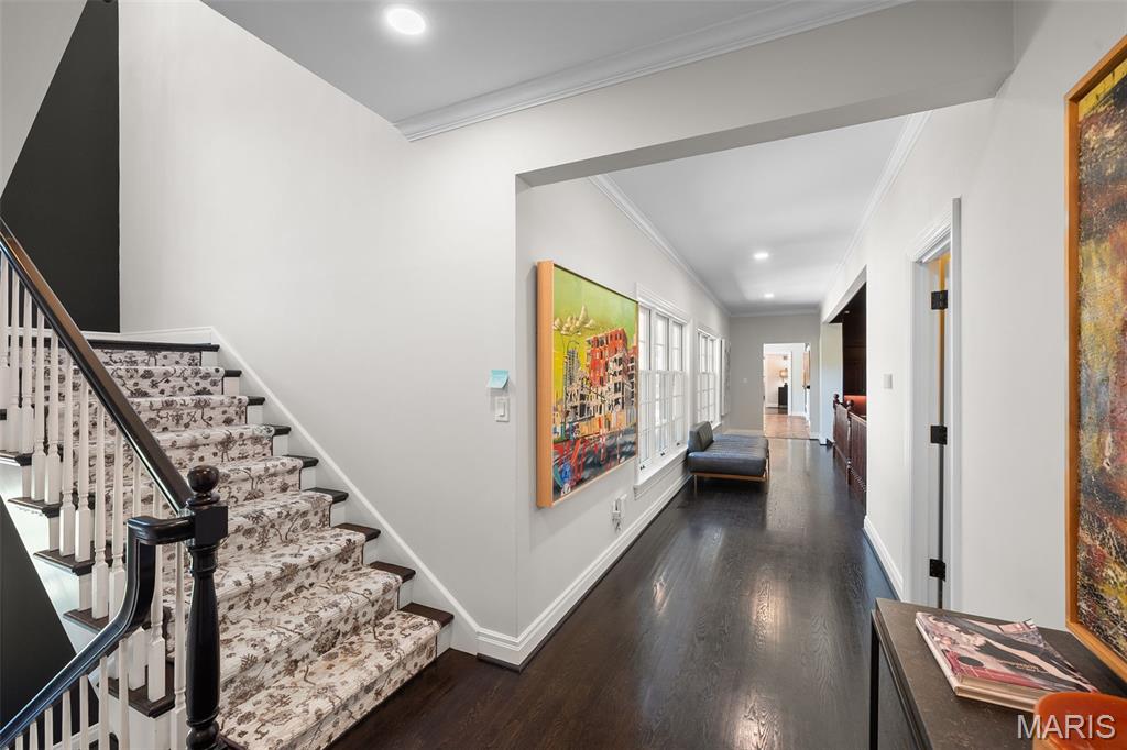 7 Greenbriar Drive