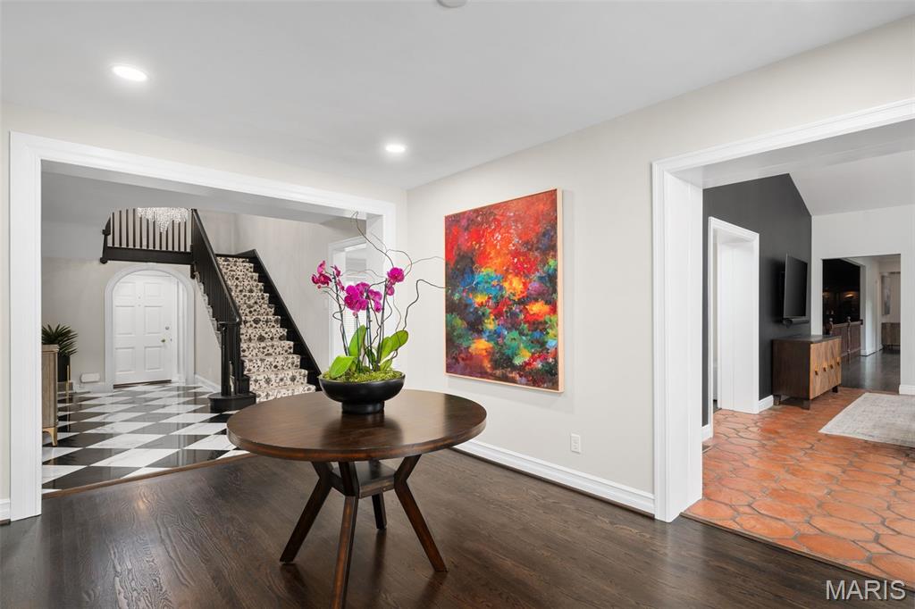 7 Greenbriar Drive