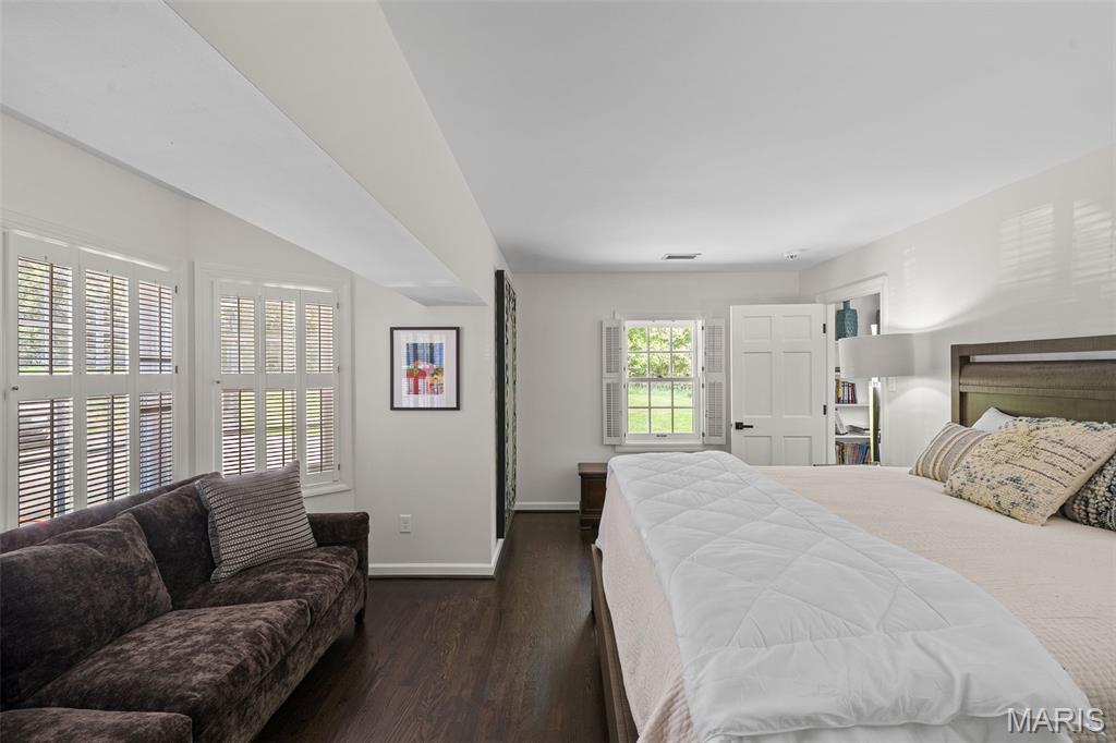 7 Greenbriar Drive