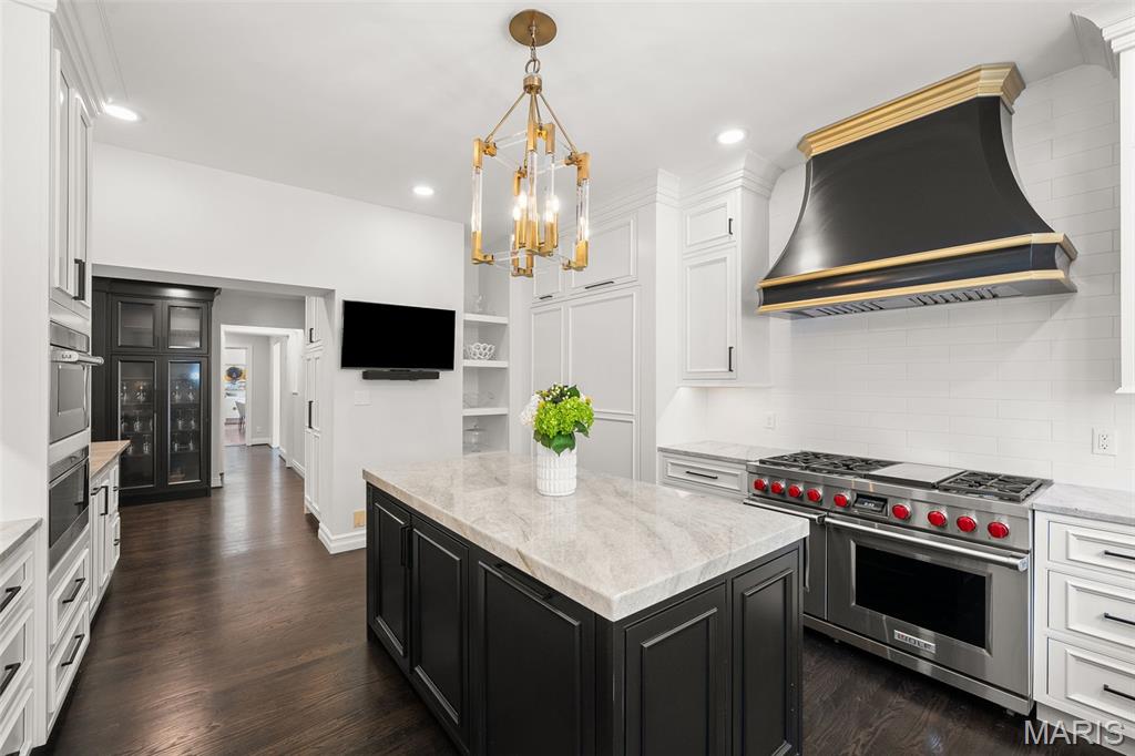 7 Greenbriar Drive