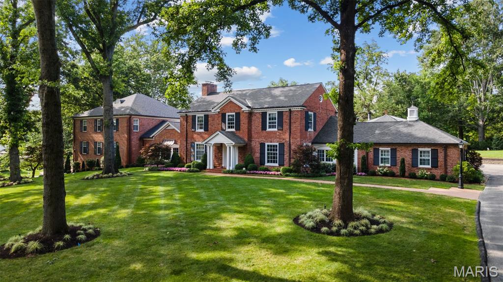 7 Greenbriar Drive