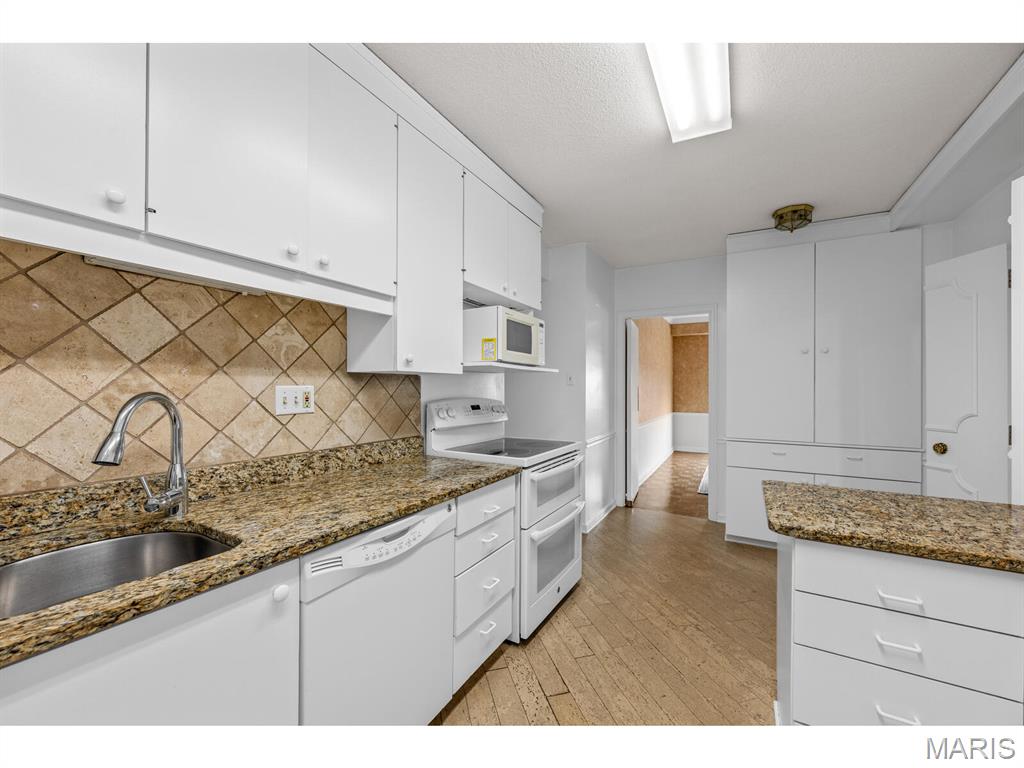 710 S Hanley Road Unit: 10A