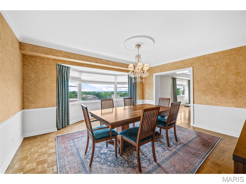 710 S Hanley Road Unit: 10A