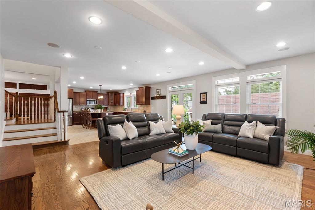 1012 N Taylor Avenue