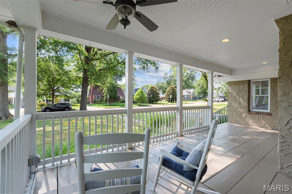 1012 N Taylor Avenue