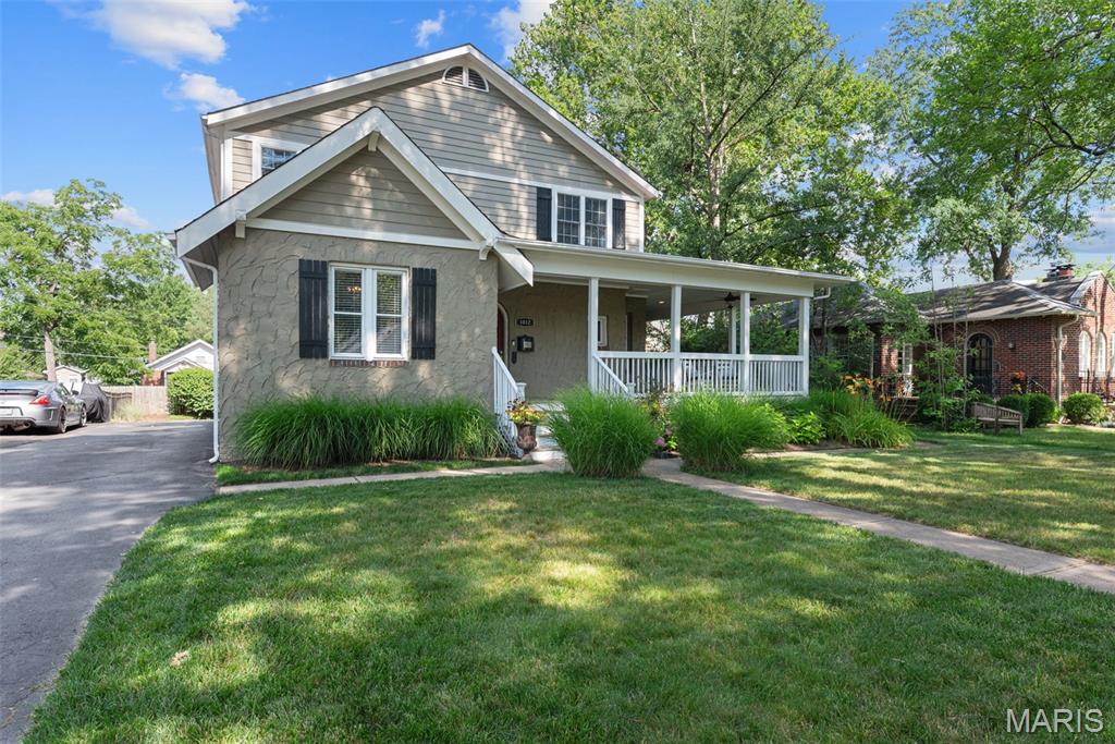 1012 N Taylor Avenue