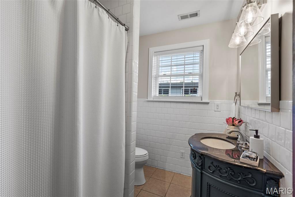 1012 N Taylor Avenue