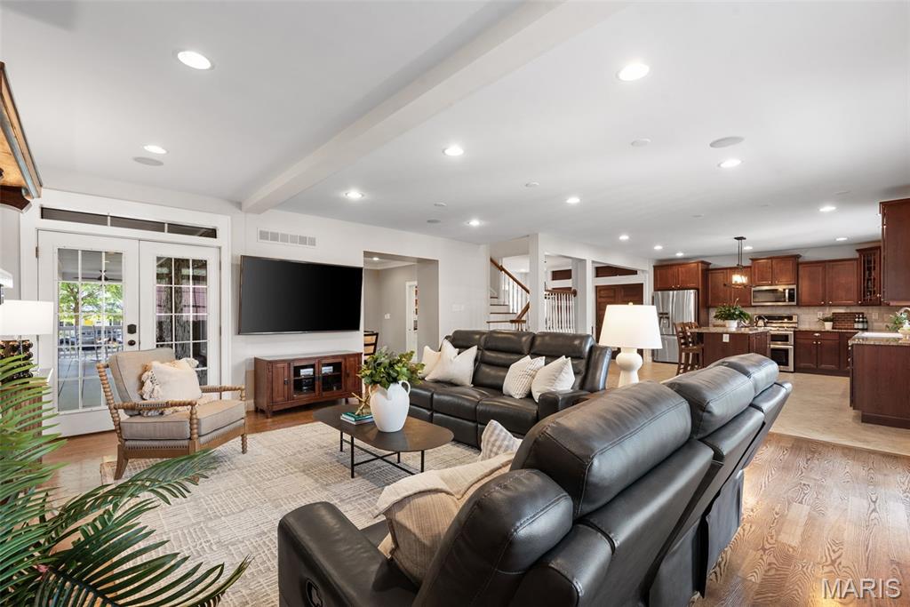 1012 N Taylor Avenue