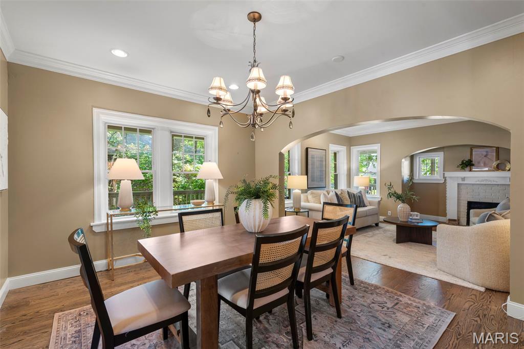 1012 N Taylor Avenue