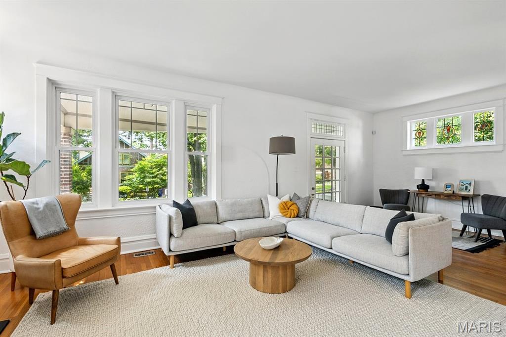 7107 Pershing Avenue