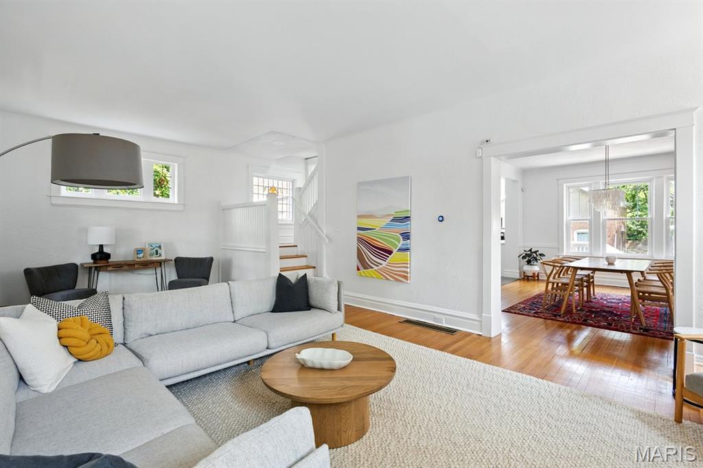 7107 Pershing Avenue