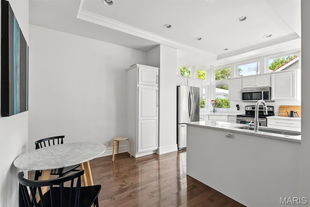 7107 Pershing Avenue