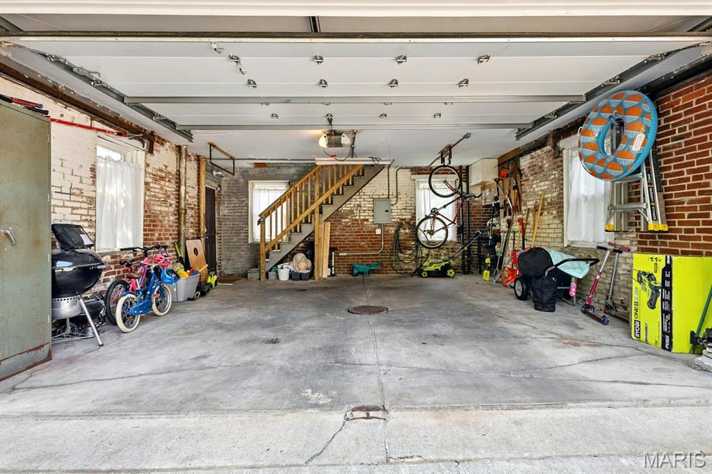 7107 Pershing Avenue