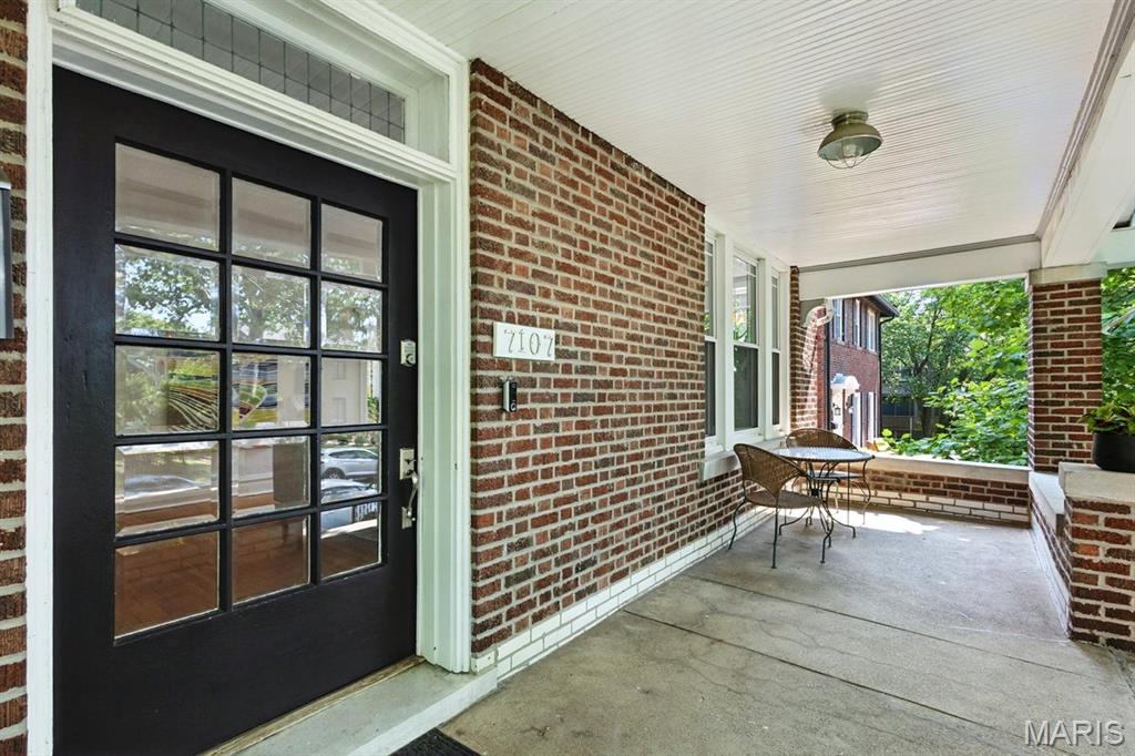 7107 Pershing Avenue