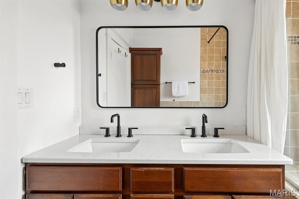 7107 Pershing Avenue