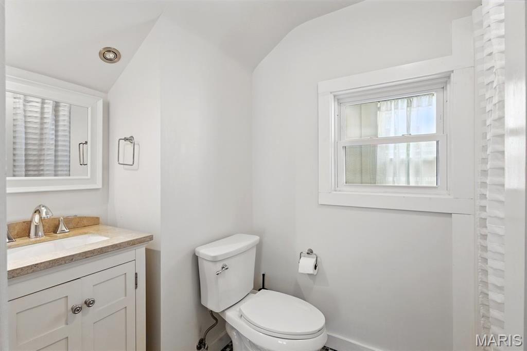 7107 Pershing Avenue