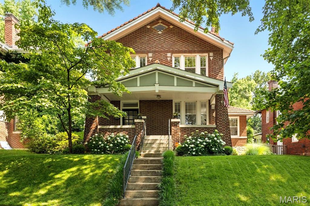 7107 Pershing Avenue