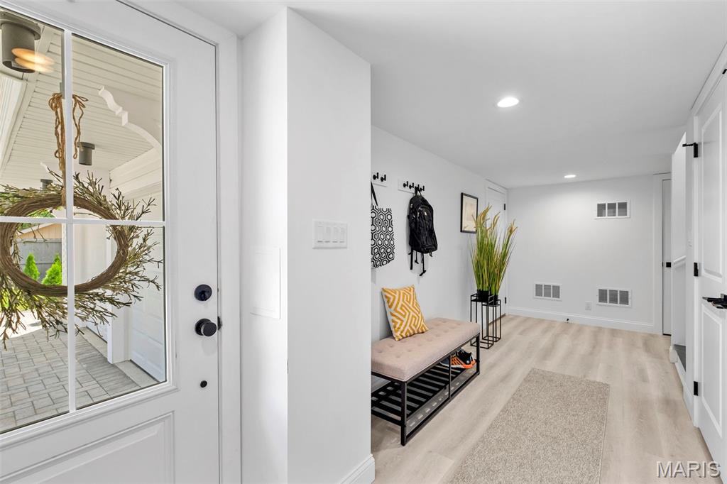 1024 N Taylor Avenue