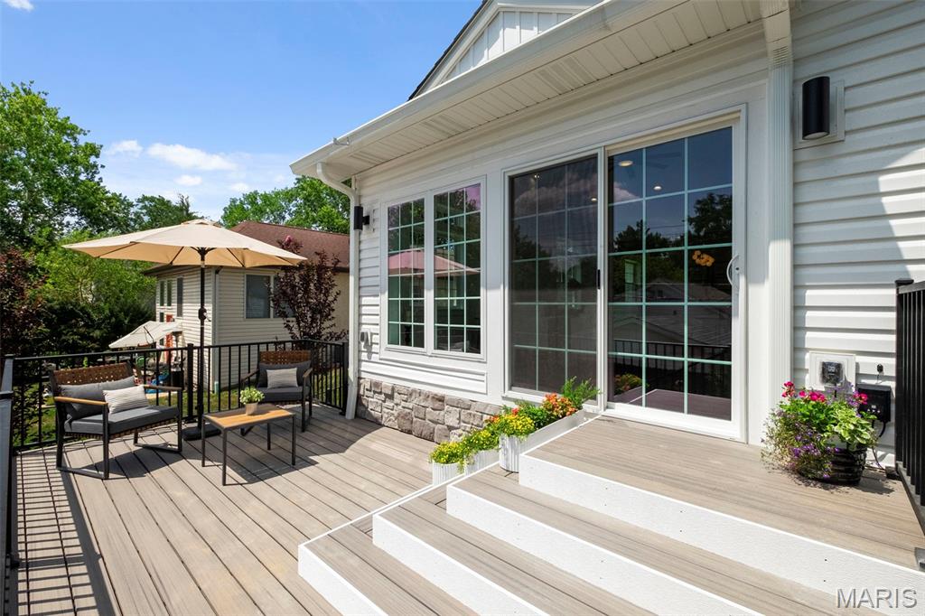 1024 N Taylor Avenue