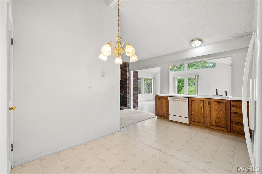 15224 Golden Rain Drive