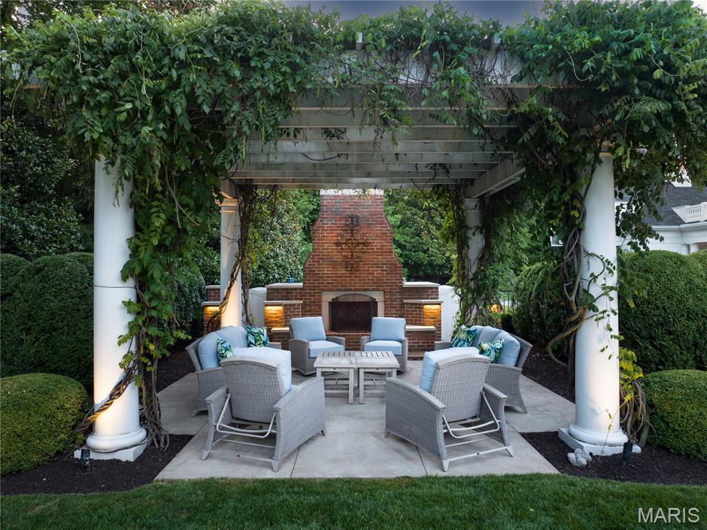 10420 Litzsinger Road