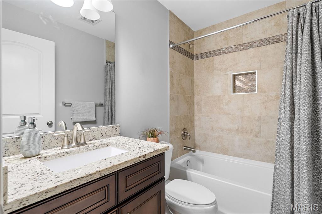 645 N Harrison Avenue