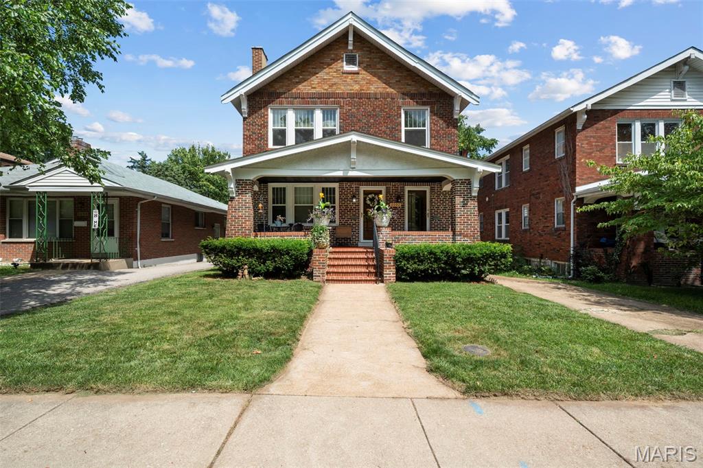 1102 Moorlands Drive