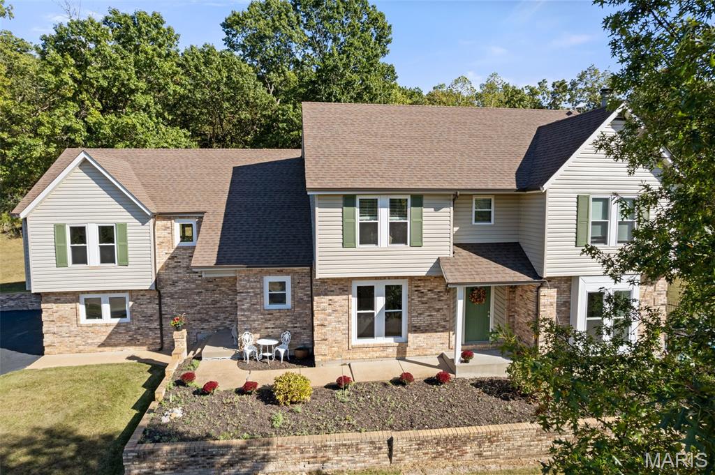 1102 Lakeview Drive
