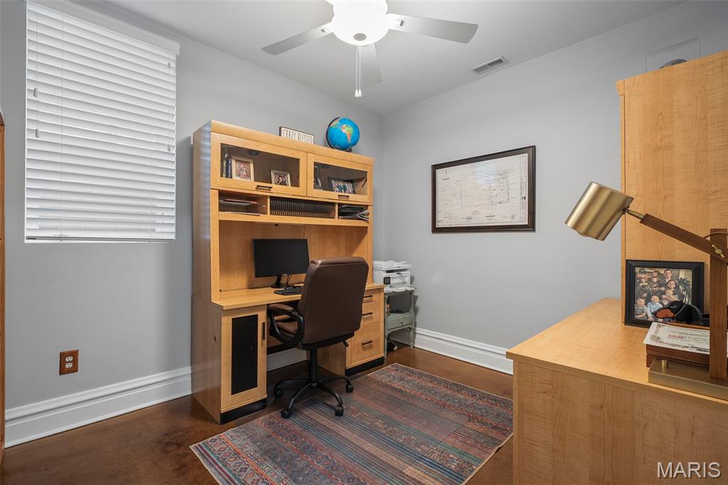 6912 Washington Avenue