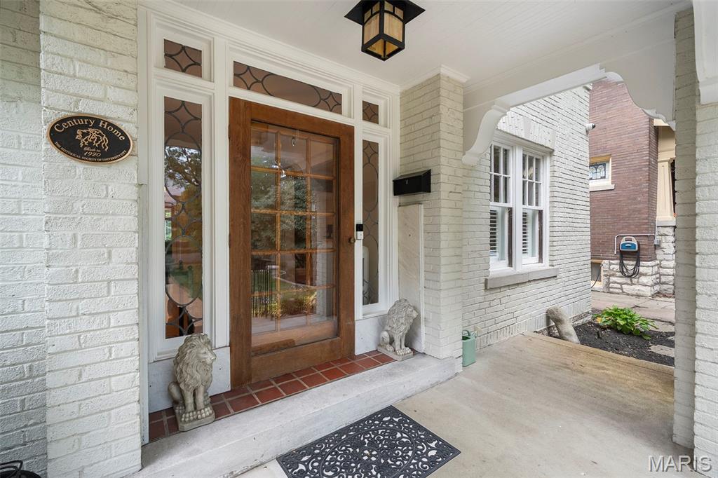 6912 Washington Avenue