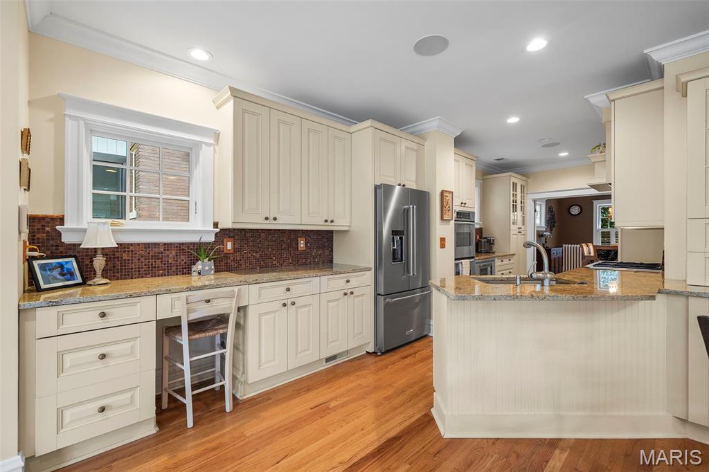 6912 Washington Avenue