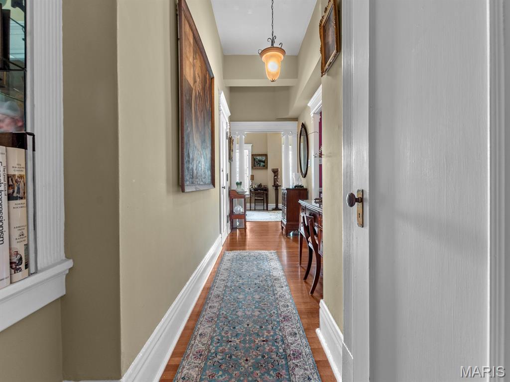 10 N Kingshighway Boulevard Unit: 4C