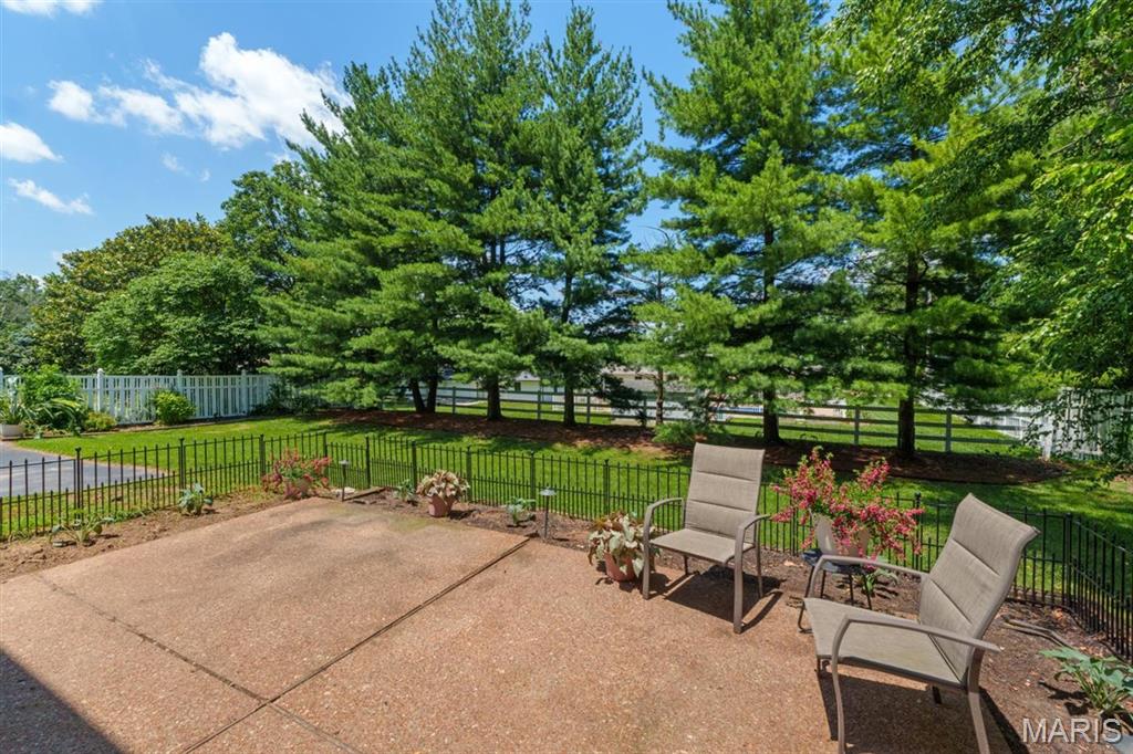 12429 Nicholas Lane