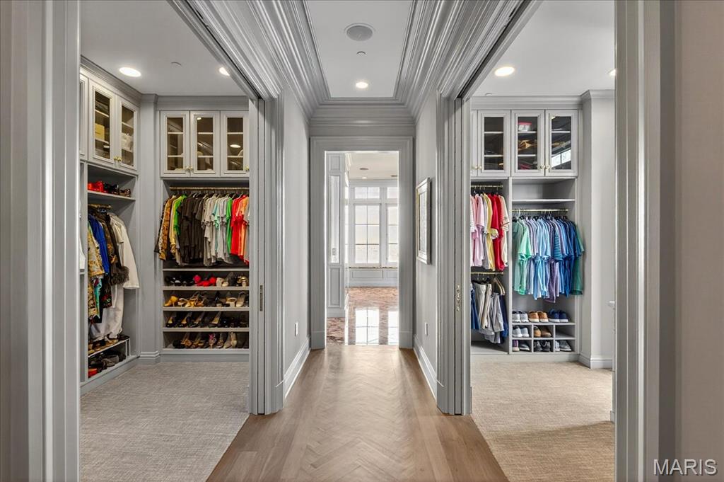 150 Carondelet Plaza Unit: 2801
