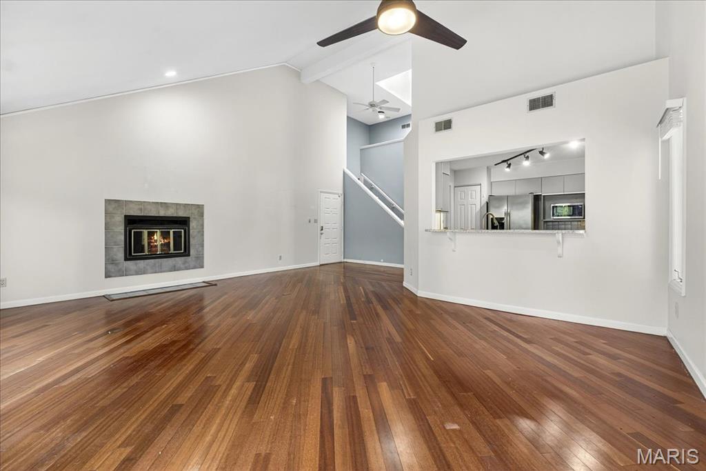 4454 Lindell Boulevard Unit: 32